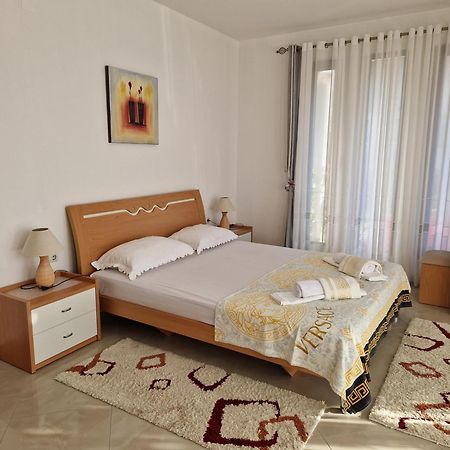Studios M Ulcinj Buitenkant foto
