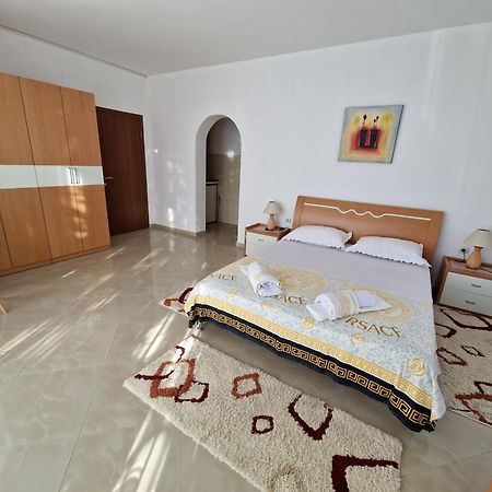 Studios M Ulcinj Kamer foto