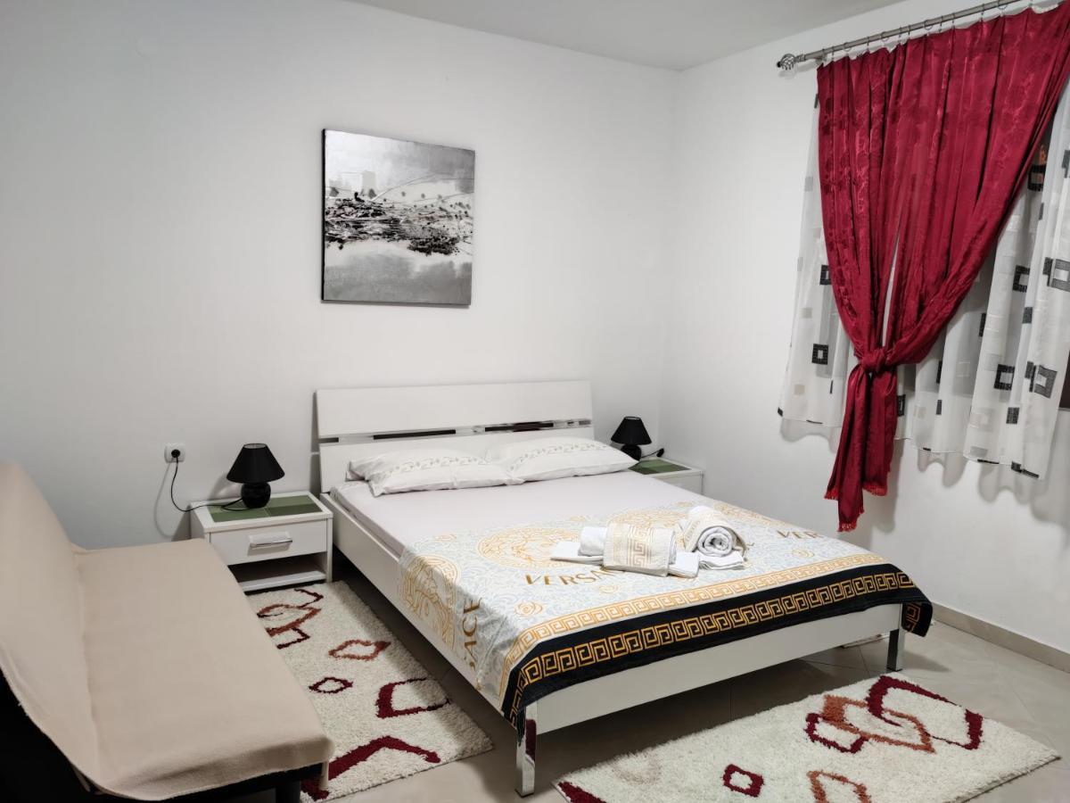 Studios M Ulcinj Buitenkant foto